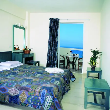 Evelyn فندق خيرسونِسوس