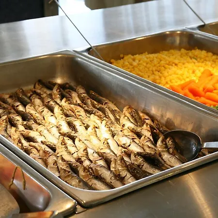 Отель Evelyn 4*