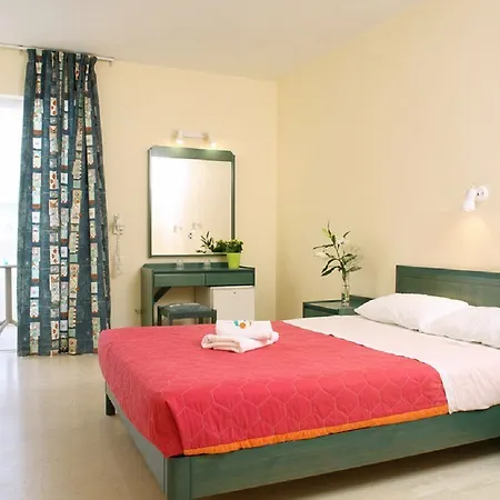 Evelyn Hotel Hersonissos (Crete)