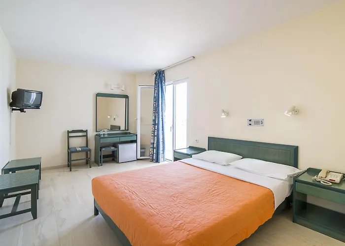 Evelyn Hersonissos (Crete)